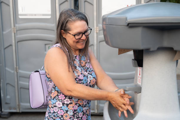 Portable Toilet Options We Offer in Toppenish, WA